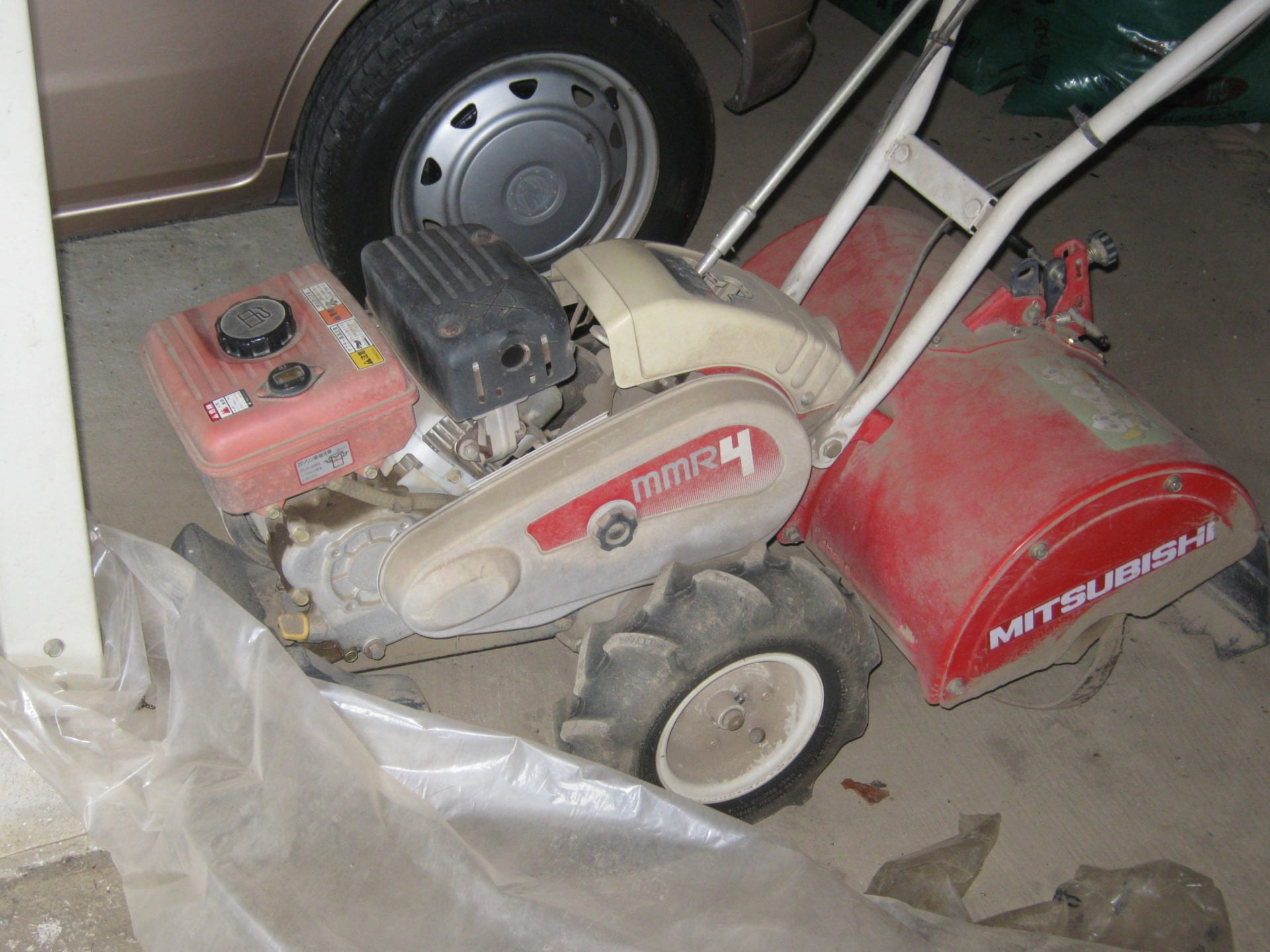 耕運機のエンジンのかけ方（始動のしかた）